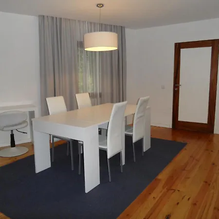 Semesterbostad Oak Villa, Relax And Nature *